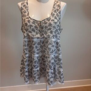 Victoria's Secret Y2K Black and White Floral Top